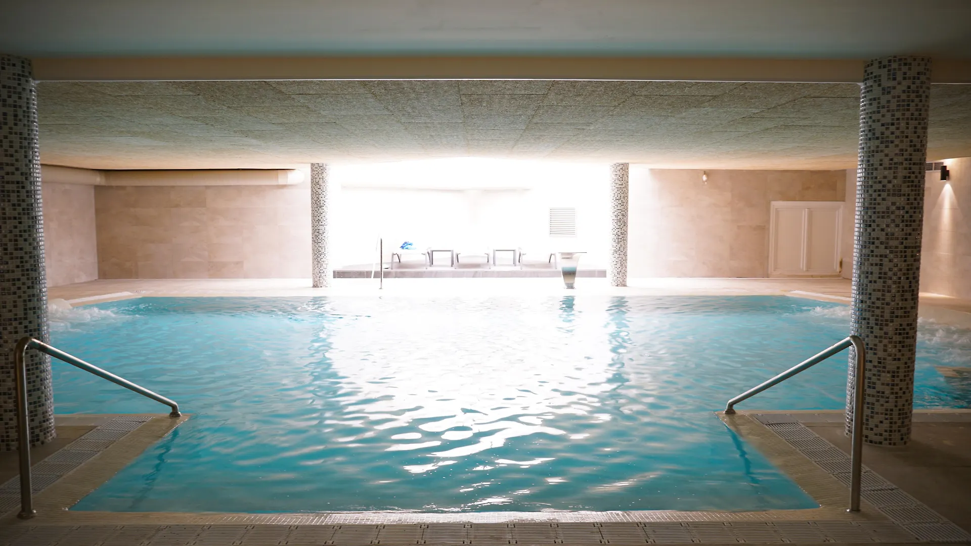 فندق Ohtels Vil-La Romana سالو