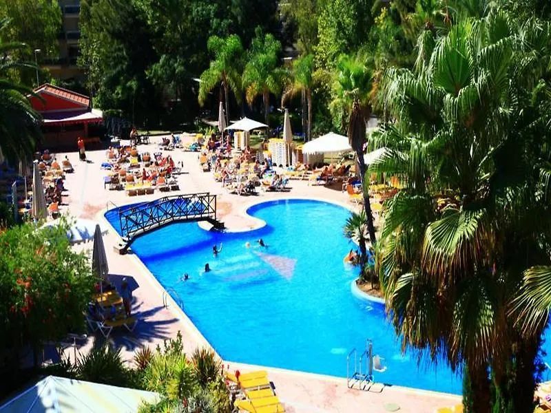 Ohtels Vil-La Romana سالو فندق