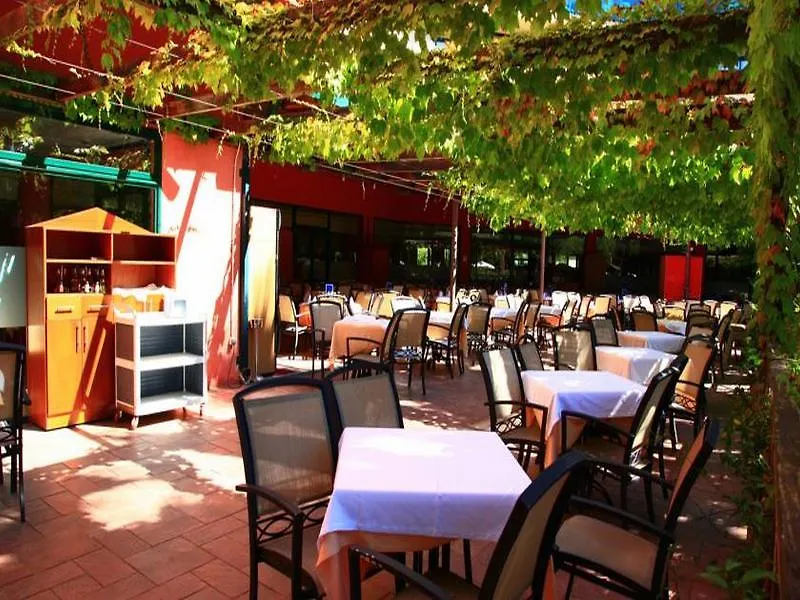 فندق Ohtels Vil-La Romana سالو